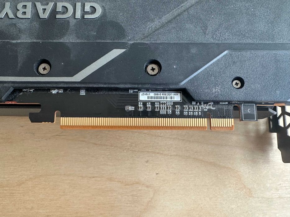 GIGABYTE Radeon RX 5500 XT GAMING OC 8G GDDR6 128bit