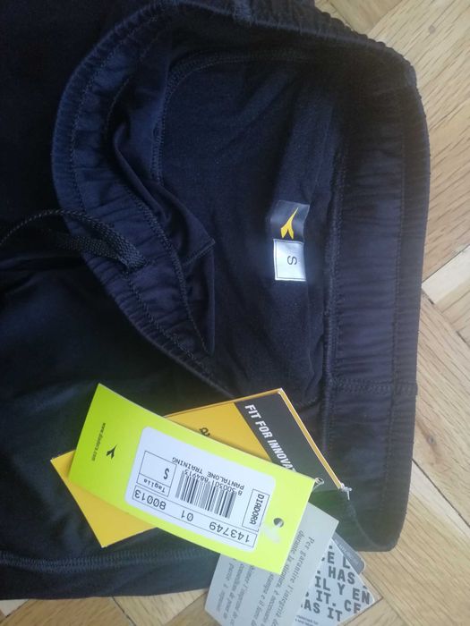 Дамски спортен клин