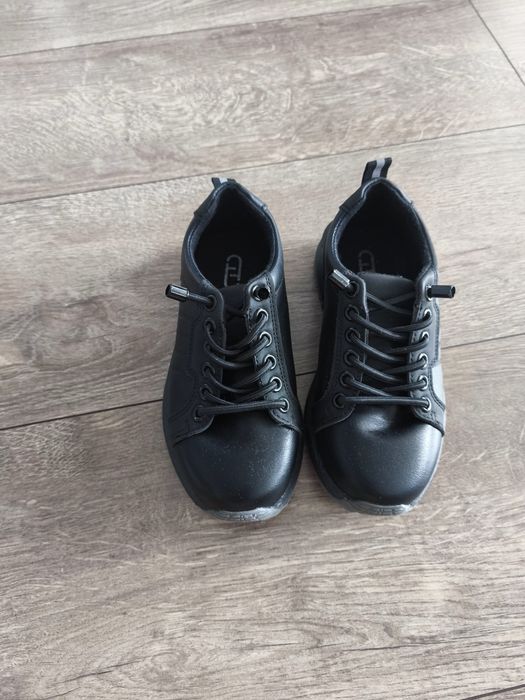 Ботинки детские 30 размер