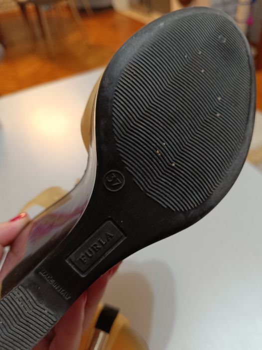 Сандали Furla 37 номер