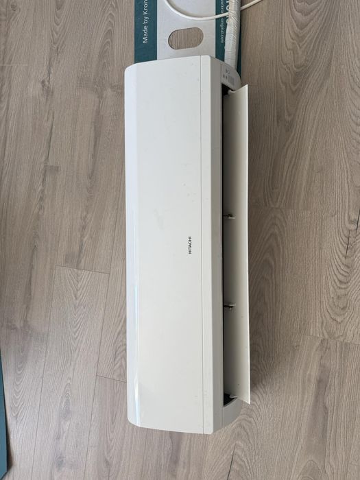 Климатик HITACHI 13