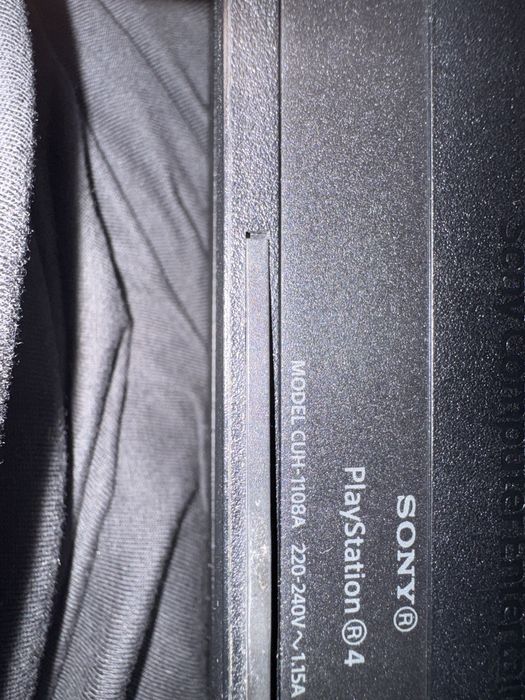 Playstation 4 fat