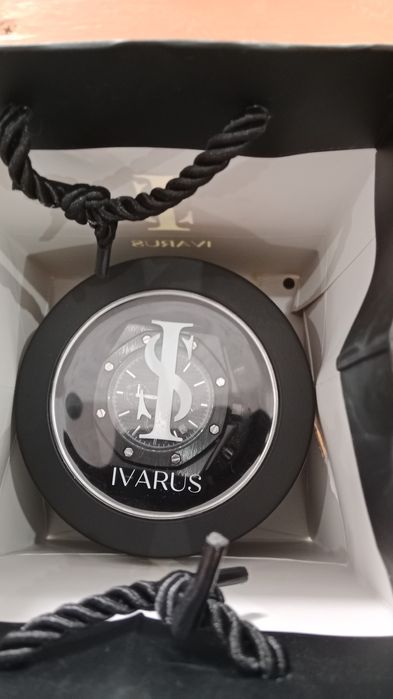 Продам кварцевые часы