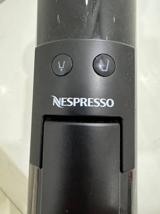 Мини-эспрессо-машина Nespresso