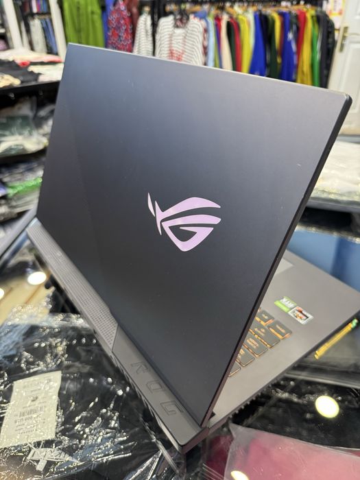 Ноутбук ASUS ROG Strix G713I (2022)