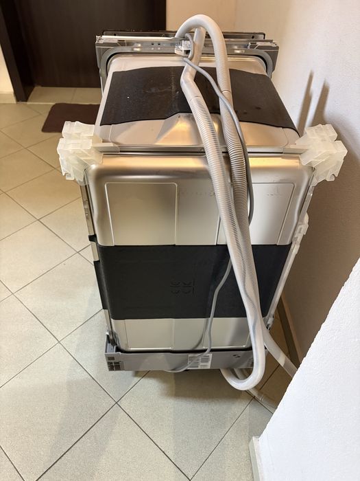 Съдомиална за вграждане Bosch 45cm