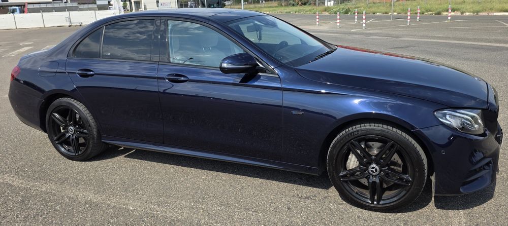 Mercedes Benz E300e