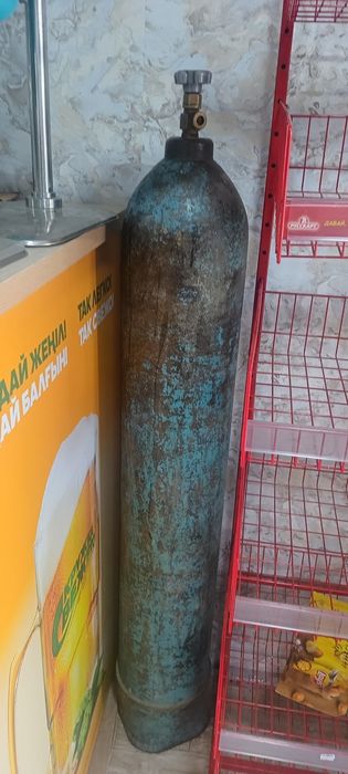 Продам кислородный баллон