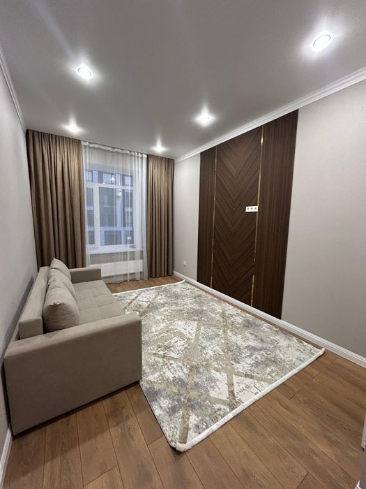 1 ком на левом берегу