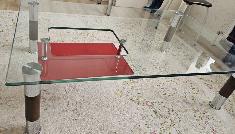 Продам журнальный столик