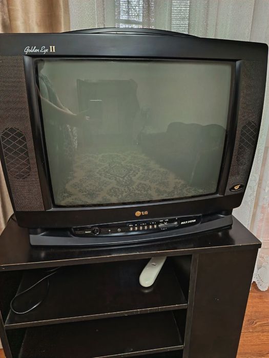 телевизор даром.