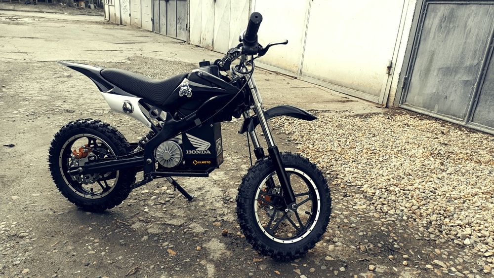 Motocicleta electrica de cross pentru copii