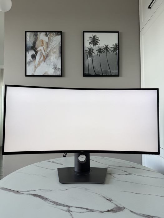 Dell UltraSharp U3818DW 38” Curved IPS 3840×1600 Ultrawide – HDMI/DP