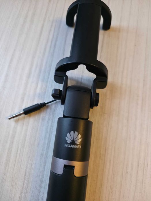 Selfie stick Huawei cu trepied si mufa Jack