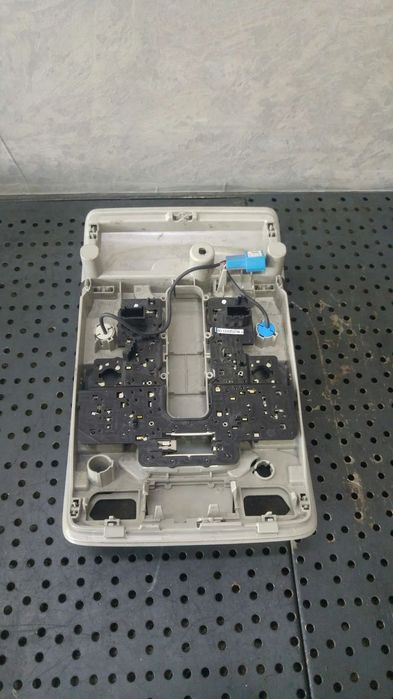 Plafoniera fata audi a6 c7 4g 4g0947135