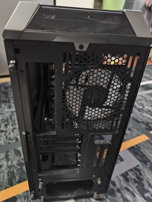 Продам корпус для ПК