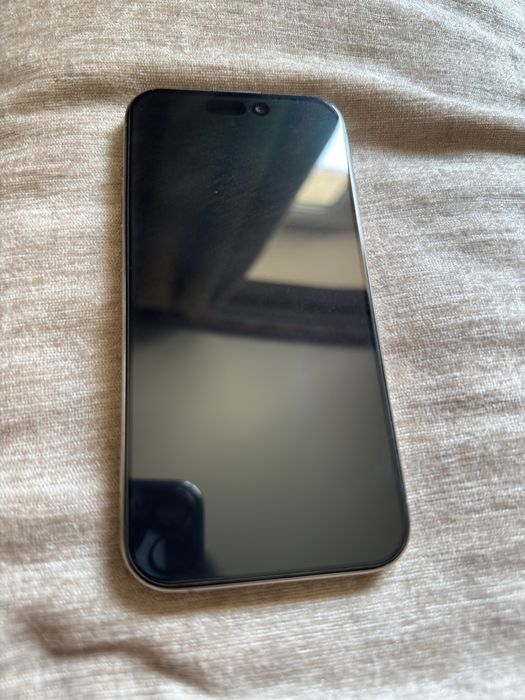 Iphone 15 pro silver