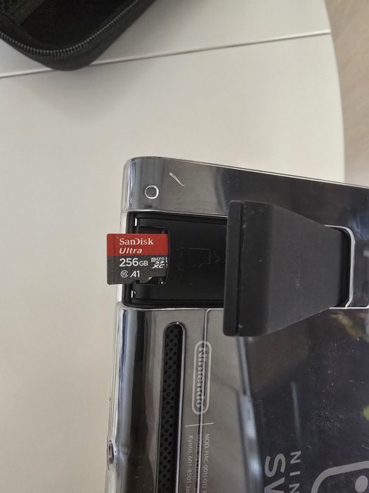 Nintendo Switch + SD 256 GB