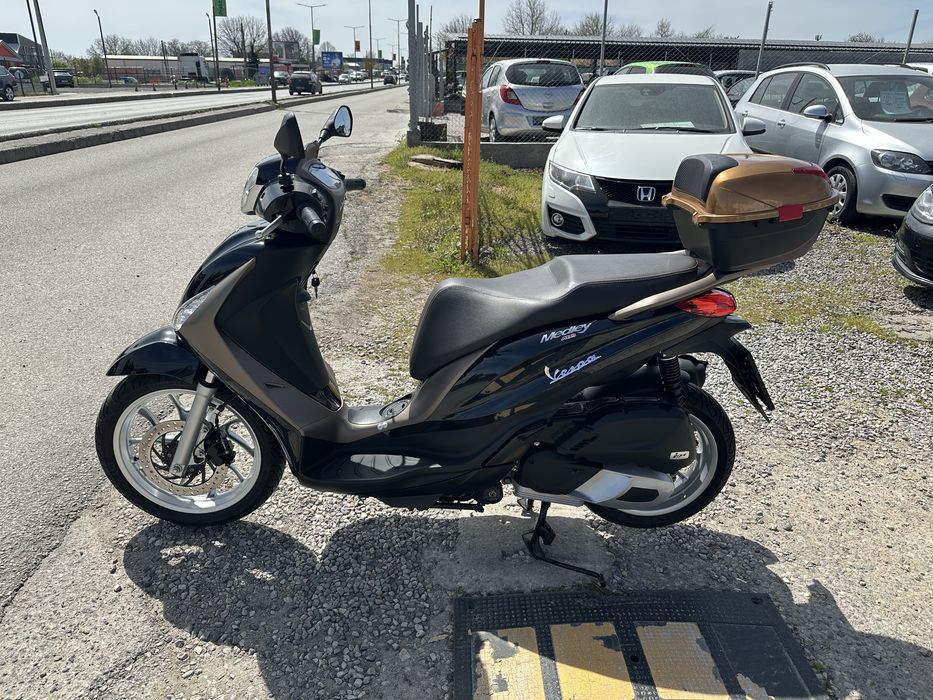 Piaggio Medley 125 Vespa