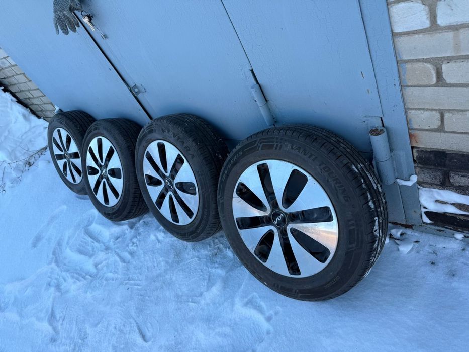 Продам Диски С Резной на Киа Рио