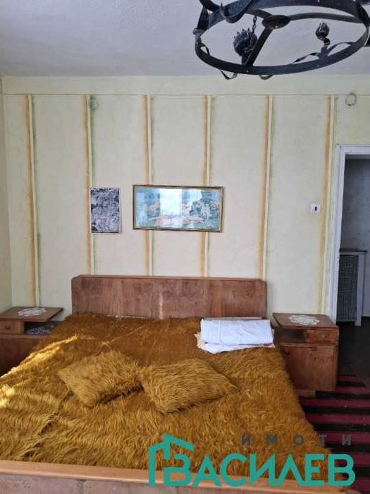 Продава КЪЩА област Перник, с. Гърло