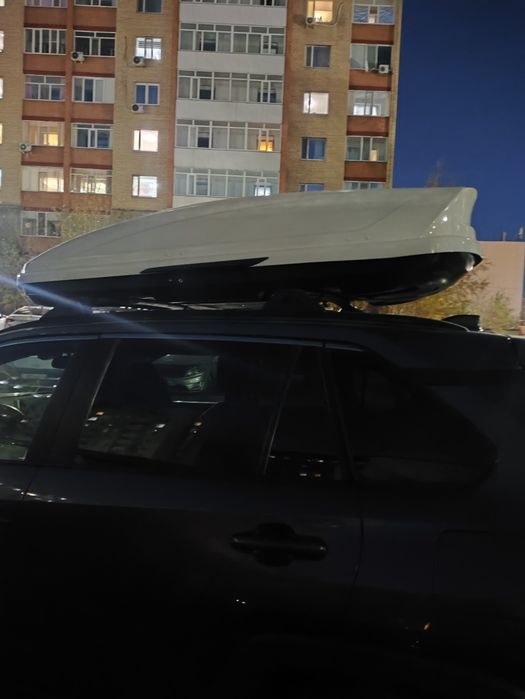 Продам автобокс Thule