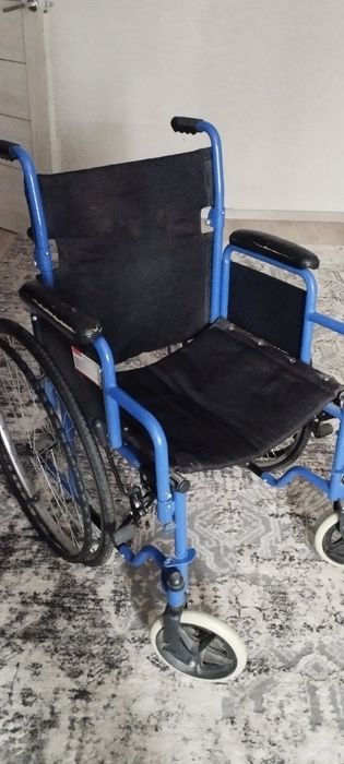 Коляска инвалидная