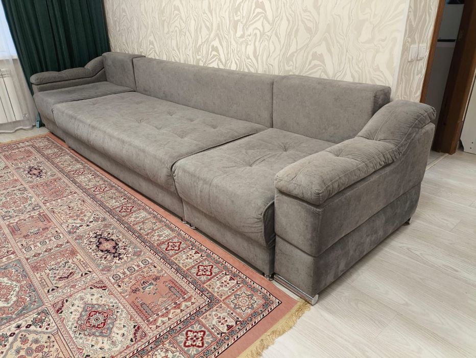 Продам диван в хорошем состоянии.