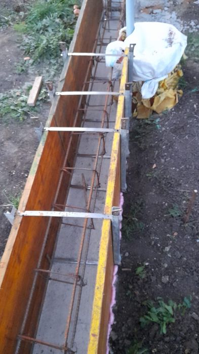 Firma autorizată – Executăm toate felurile de acoperișuri și mansarde