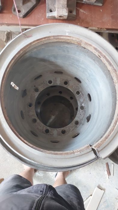 Диски грузовые.