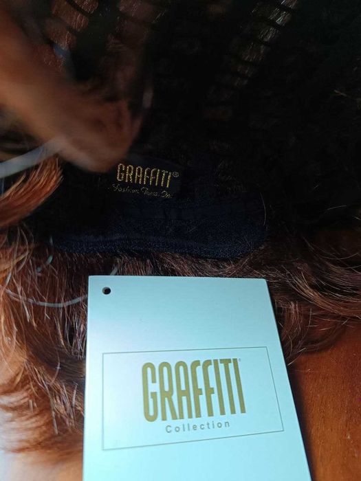 Фирменный парик на короткие волосы