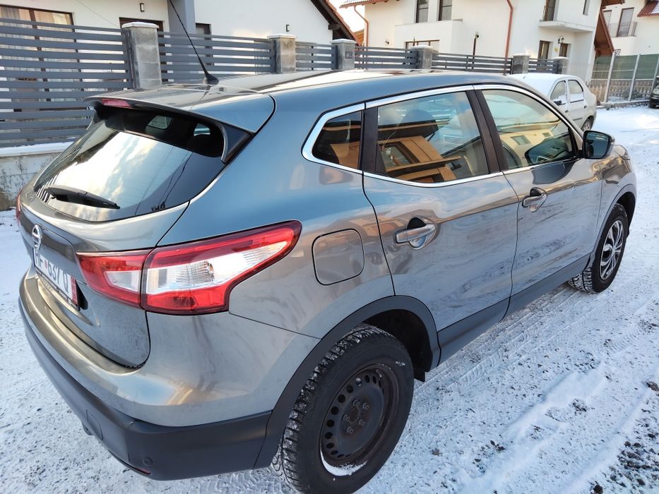 Nissan Qashqai 2015