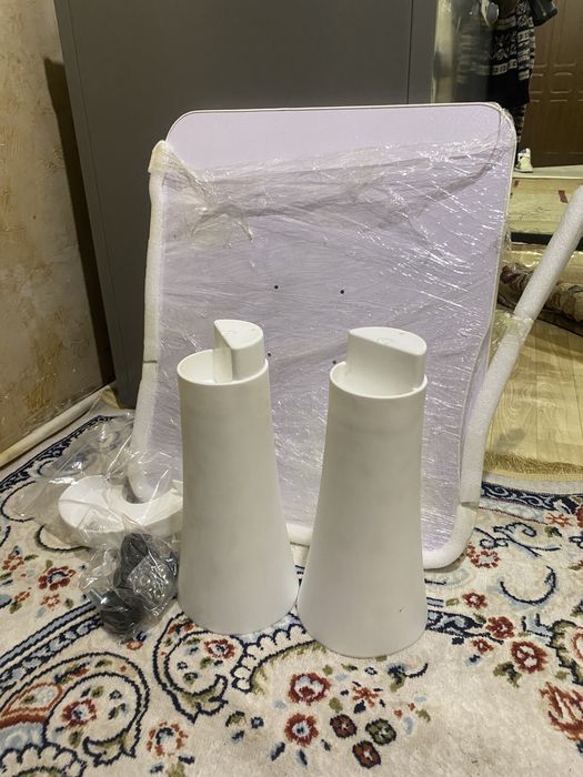 Стол для всего.