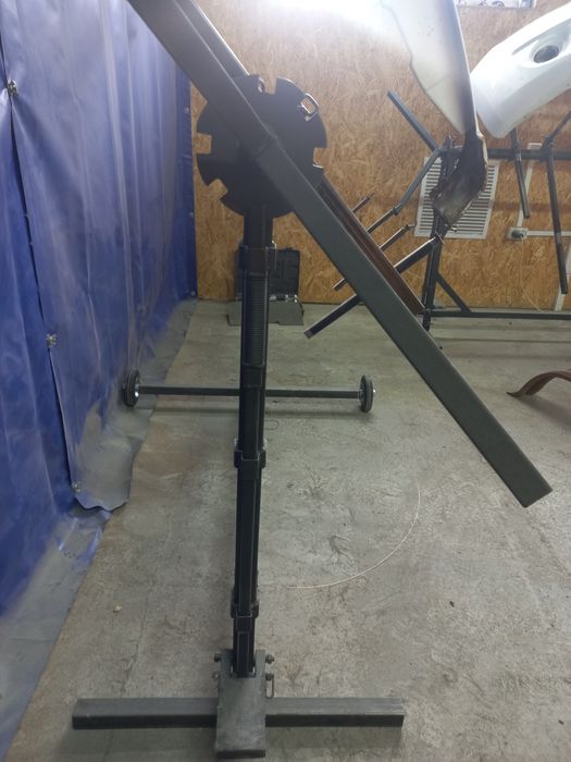 Продам столы для покраски