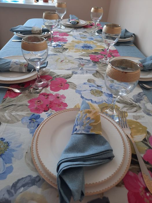 Скатерь с салфетками