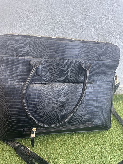 Стилна дамска чанта