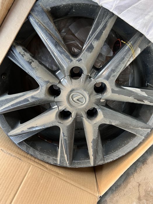 продам диски от Лексуса 570