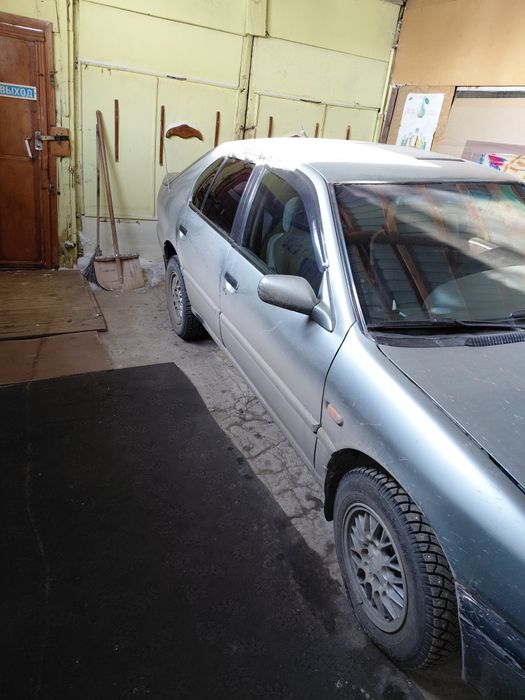 Продам  нисан  премьера  93 г