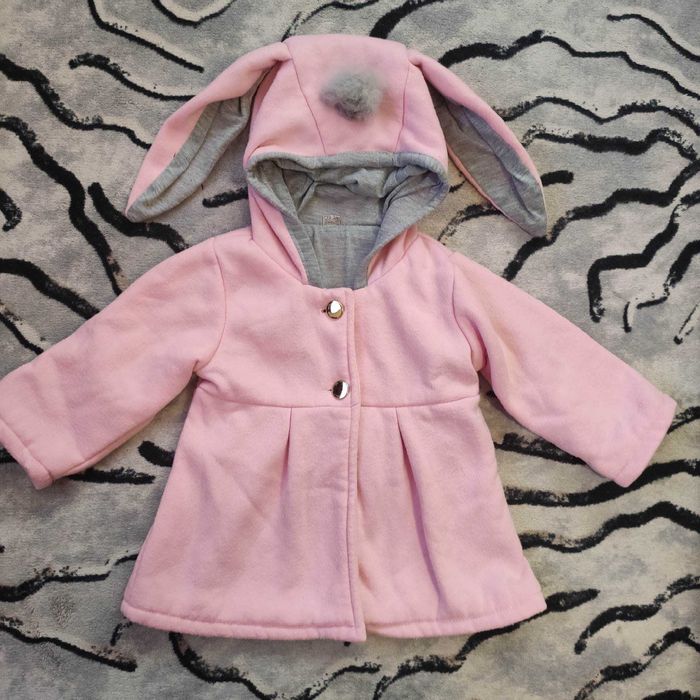 Страхотно детско тънко розово палто с качулка с ушички ( 8 месеца)