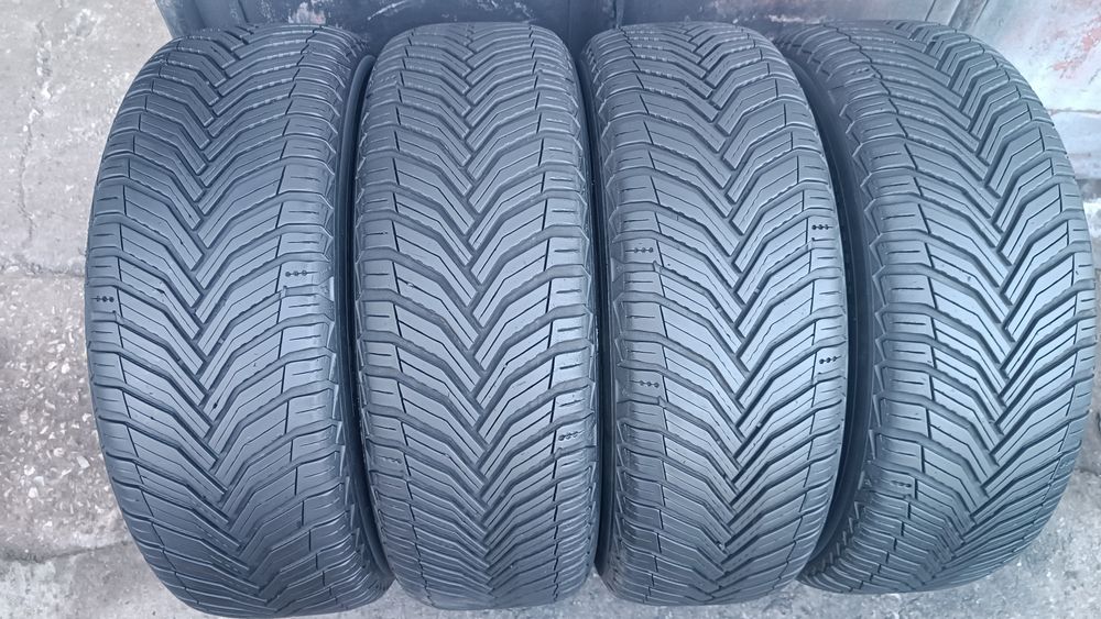 205/55/16 Michelin Дот 2323