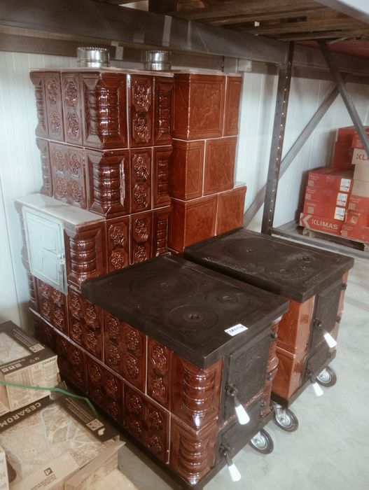 Sobe de teracotă pe roti cu plita sau fara