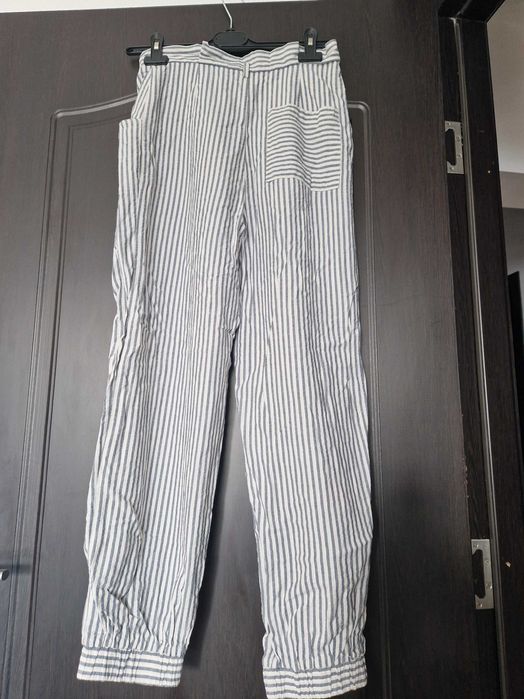 Pantaloni jogger din amestec de in