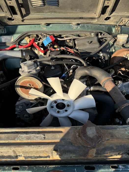 ARO 243 motor Peugeout