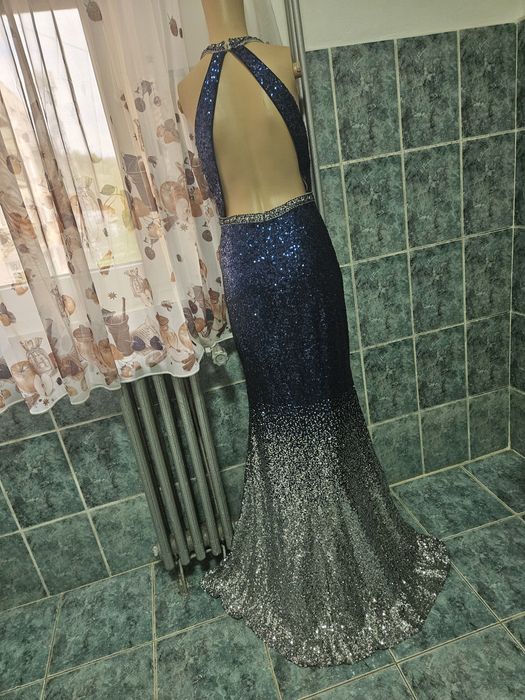 Vând Rochie de seară-Sirenă