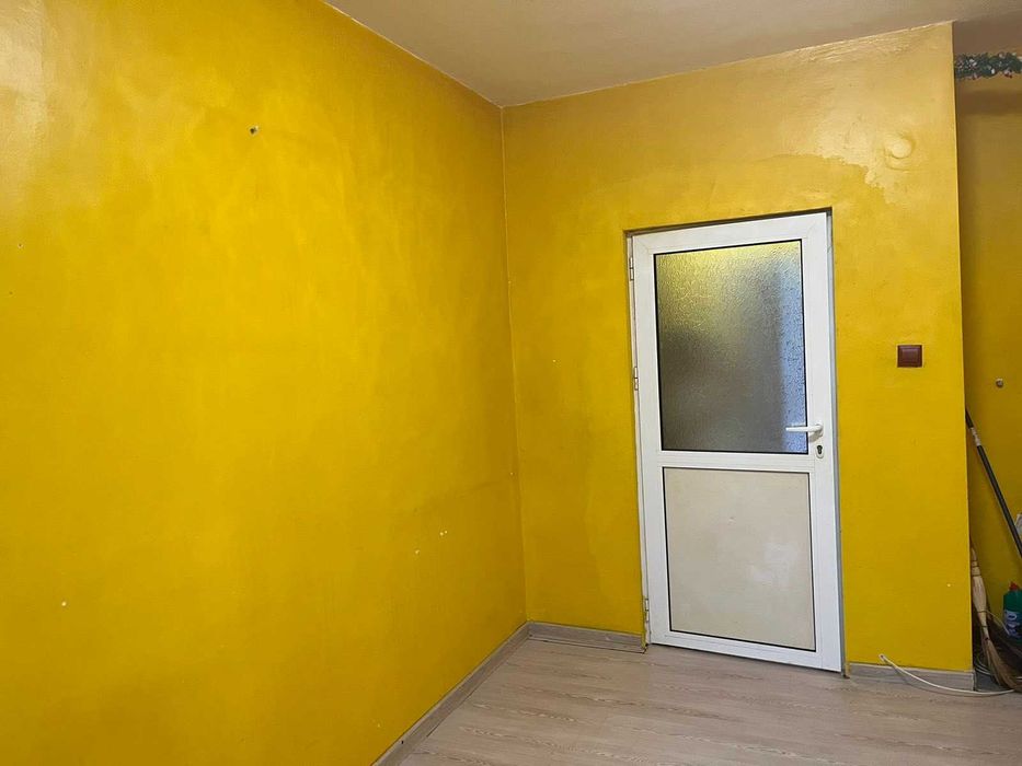 Продава се Едностаен апартамент в Сопот - 52000 кв.м за 1 €/кв.м - Снимка #1