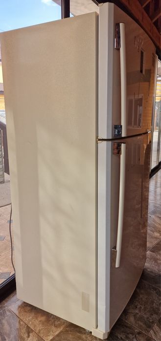 Продам холодильник Samsung