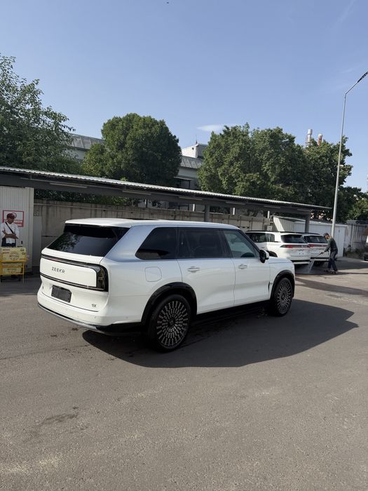 Zeekr 9x ultra , 2026 kuzov