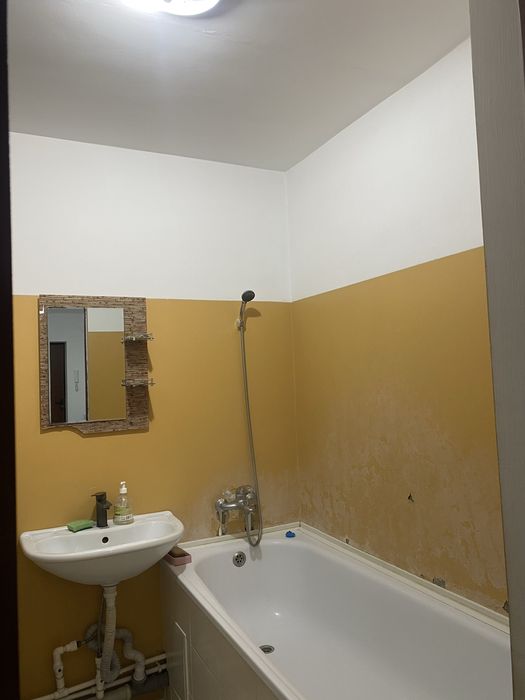 Продам 2комн квартиру 1мкр 3