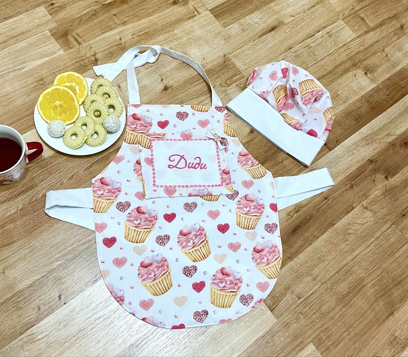 Детски комплект от престилка и шапка за готвене