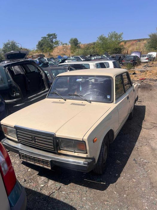 ВАЗ 2107 1.5 на части